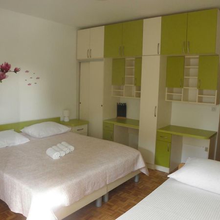 Apartman Ive Starigrad Paklenica Exterior photo