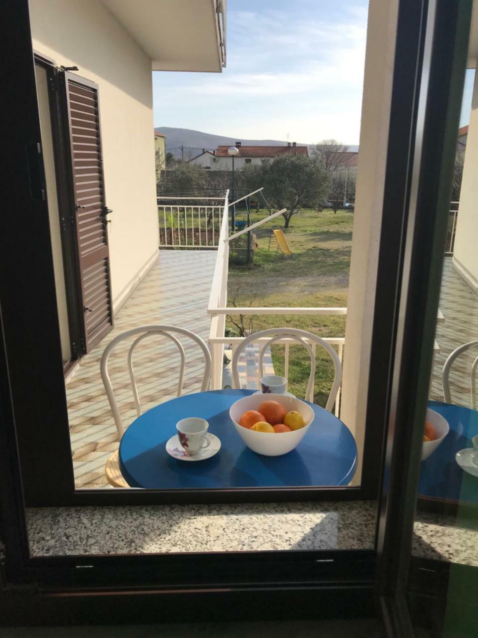 Apartman Ive Starigrad Paklenica Exterior photo