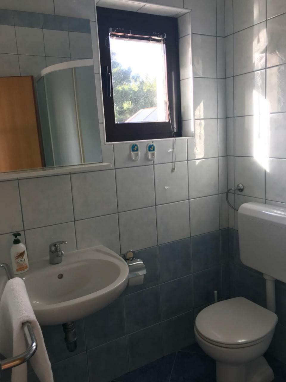Apartman Ive Starigrad Paklenica Exterior photo
